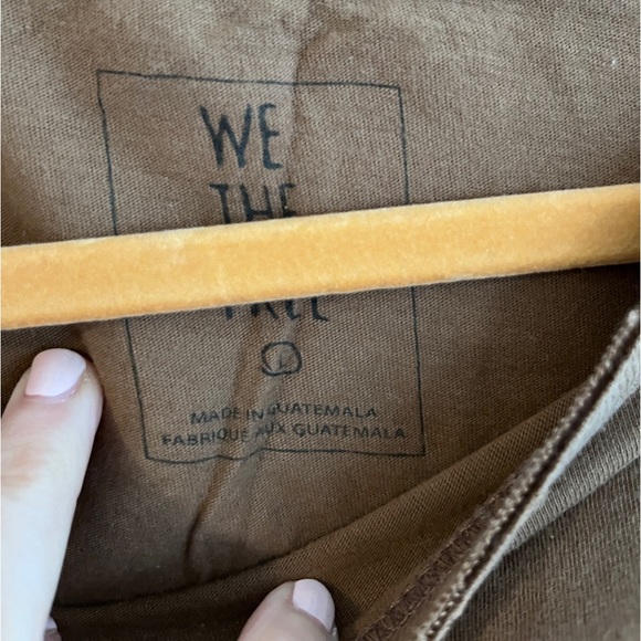 WE THE FREE Brown Short Sleeve 100% Cotton Cropped T-Shirt - Picture 4 of 4